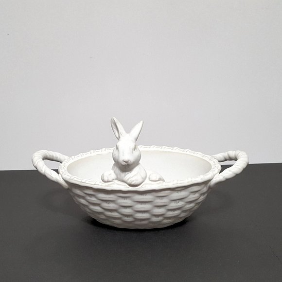 NEW Pottery Barn Bunny Basket Stoneware Candy Bowl 8.5" w x 5" d x 4.75"… - Picture 2 of 7